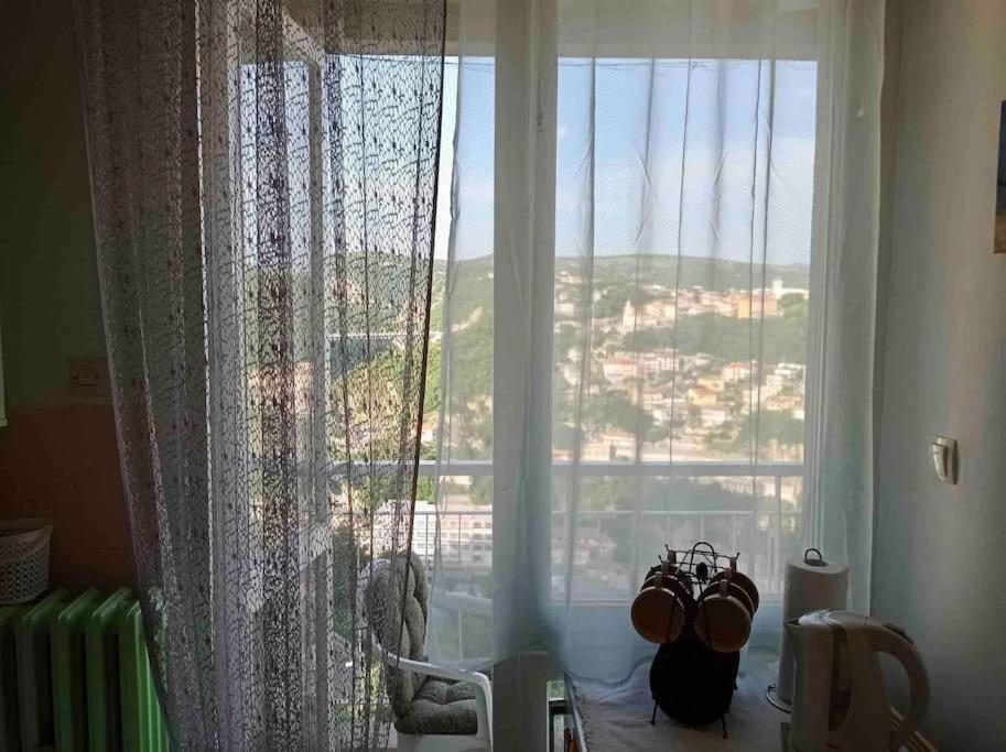 Bright And Charming Studio Apartment Rijeka Extérieur photo